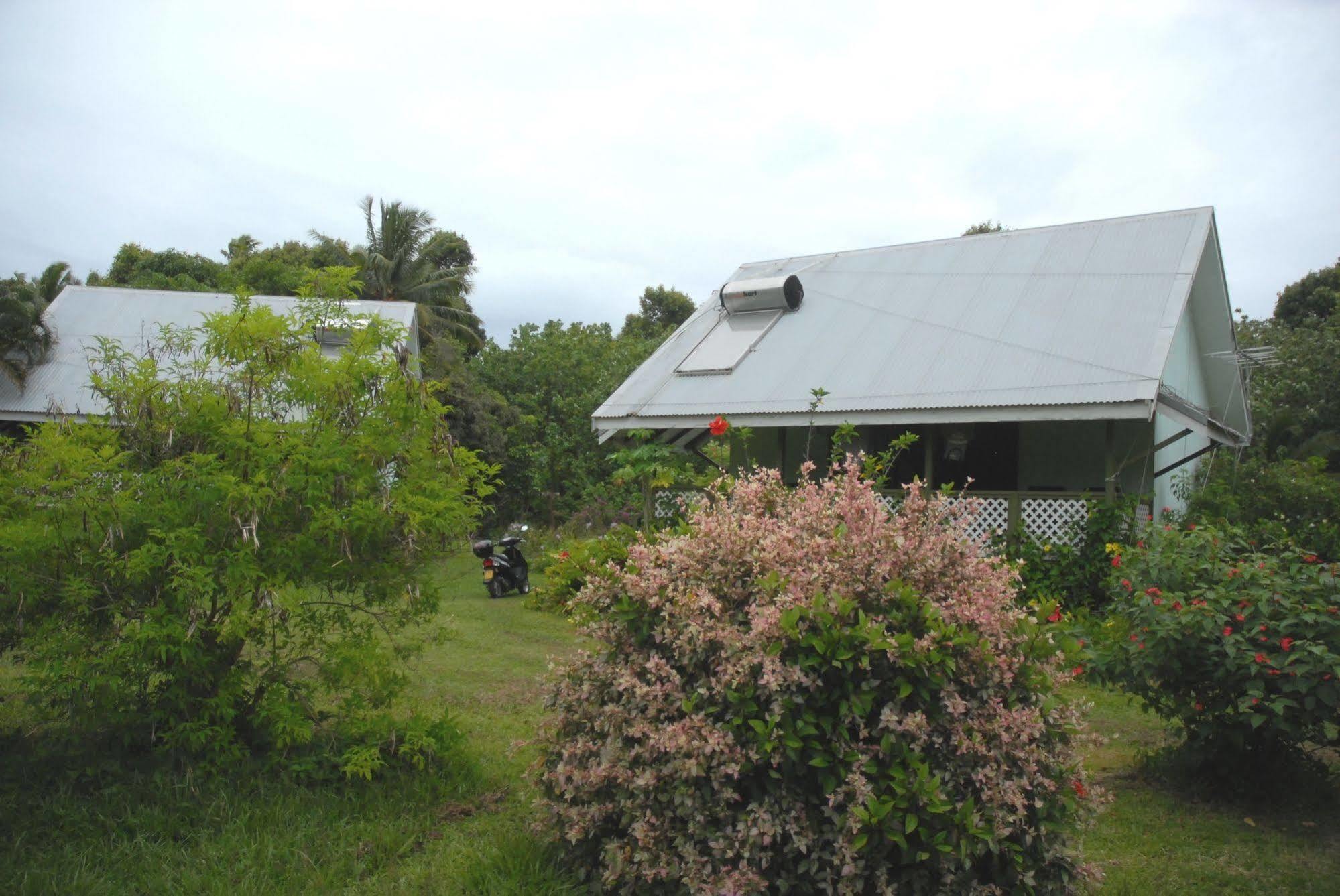 Gina'S Garden Lodges Arutanga Exterior photo