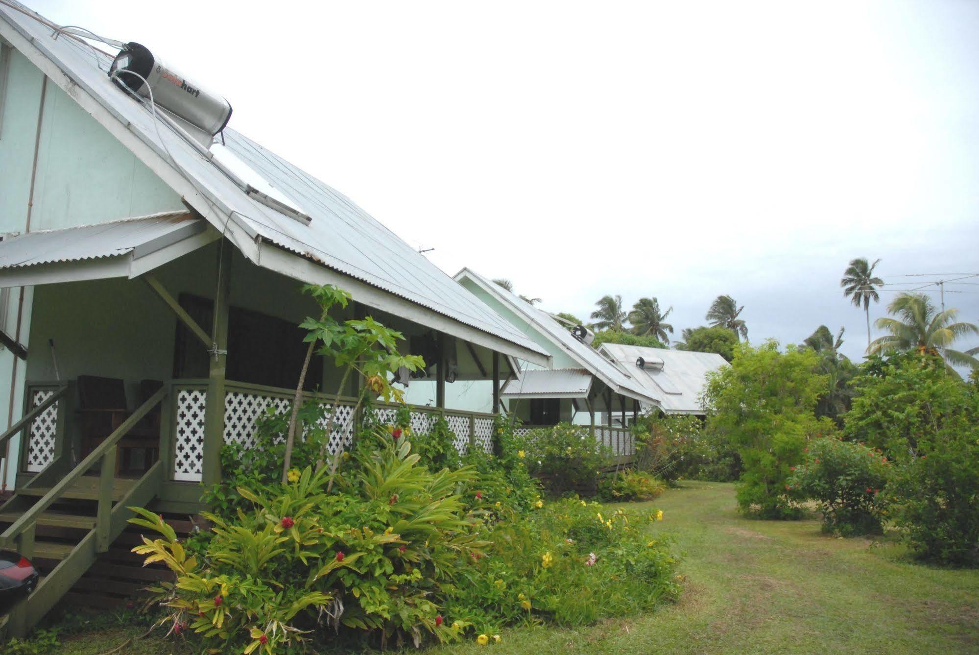 Gina'S Garden Lodges Arutanga Exterior photo