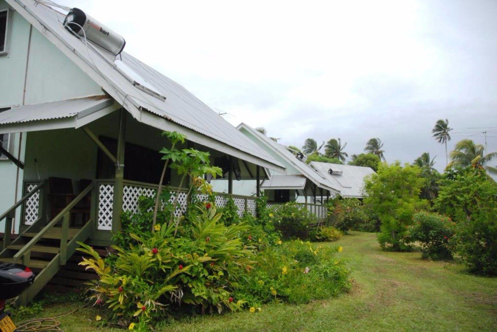 Gina'S Garden Lodges Arutanga Exterior photo